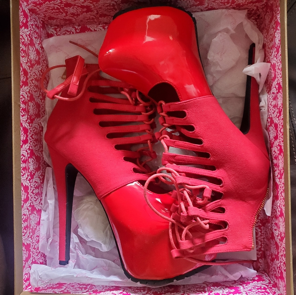 Womens heels